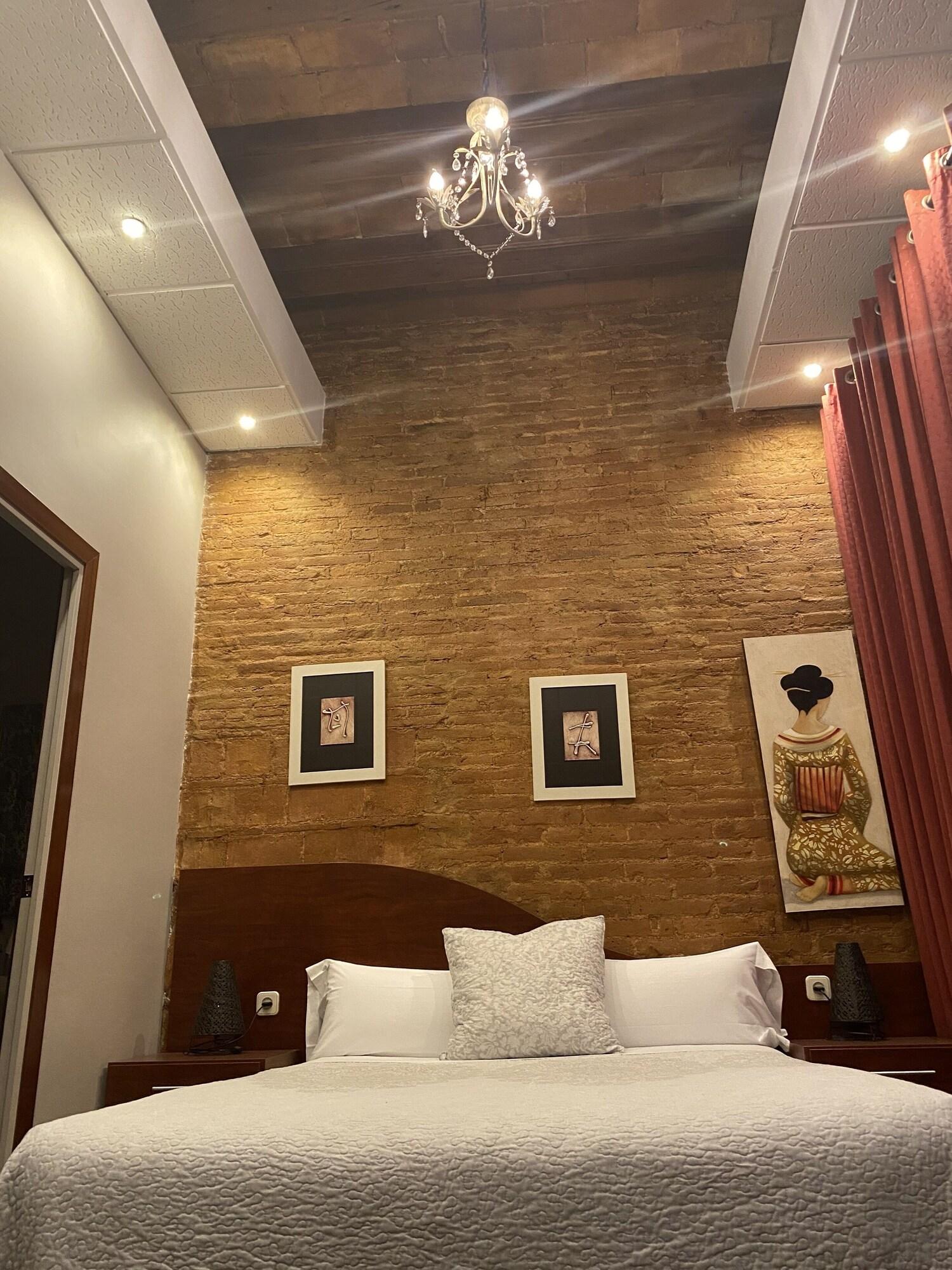Hostal Orleans บาร์เซโลนา ภายนอก รูปภาพ