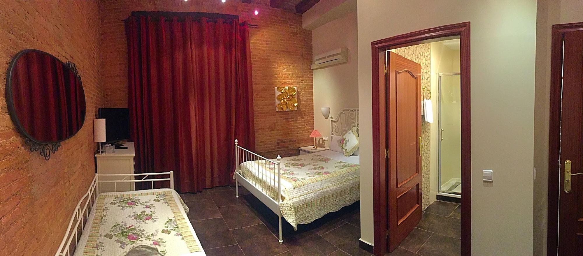 Hostal Orleans บาร์เซโลนา ภายนอก รูปภาพ
